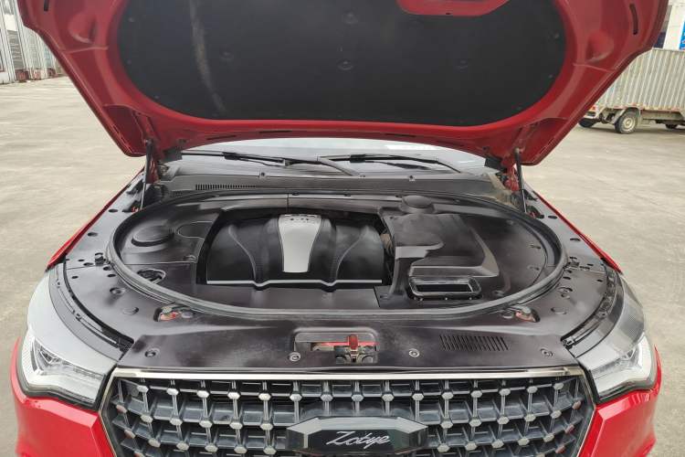 Used Zotye T700 2017 1.8T Dual-Clutch Prestige Model Engine Bay