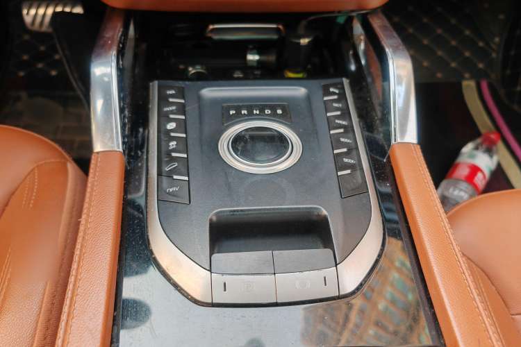 Used Zotye T700 2017 2.0T Automatic Prestige Edition Gear Lever