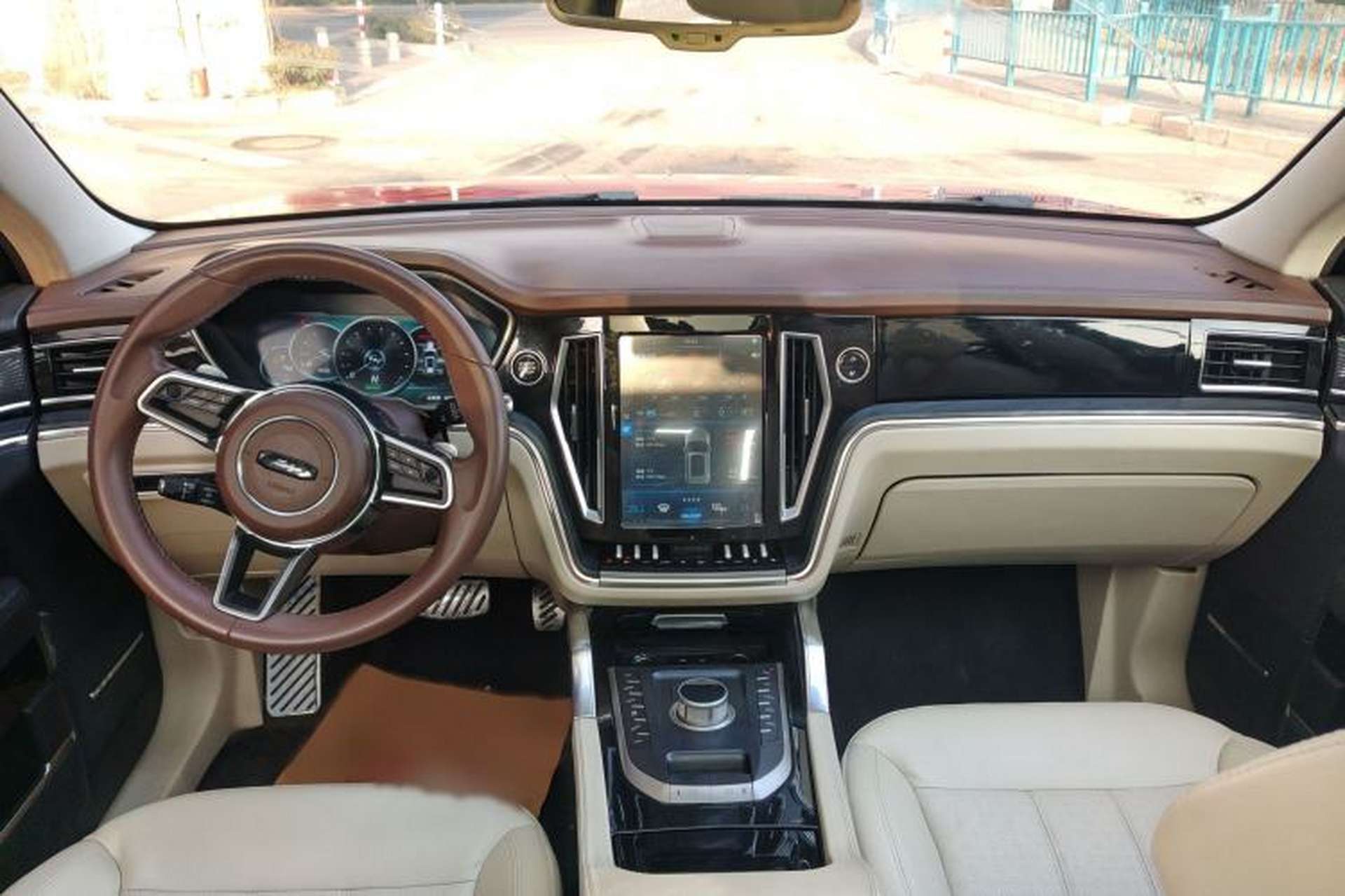 Used Zotye T700 2017 1.8T Dual-Clutch Prestige Model Interior 5
