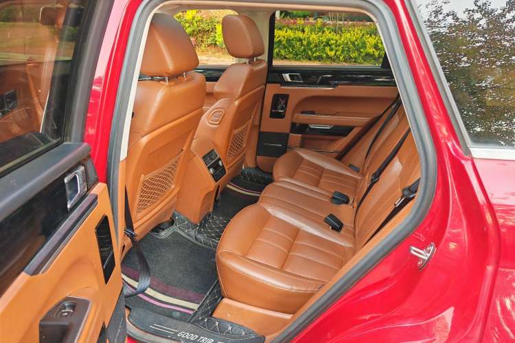 Used Zotye T700 2017 2.0T Automatic Prestige Edition Interior 7
