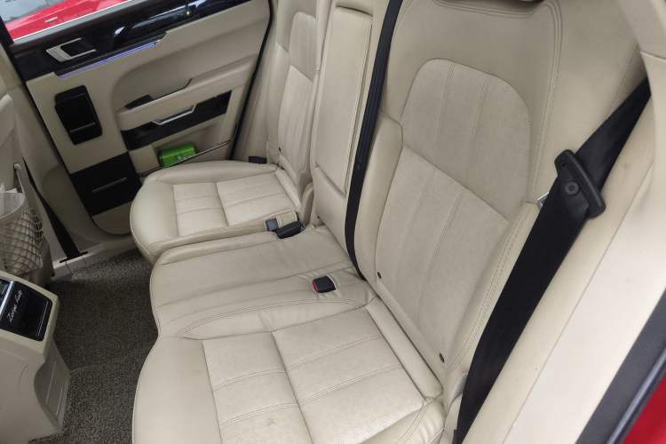 Used Zotye T700 2017 1.8T Dual-Clutch Luxury Model Left Rear Seat