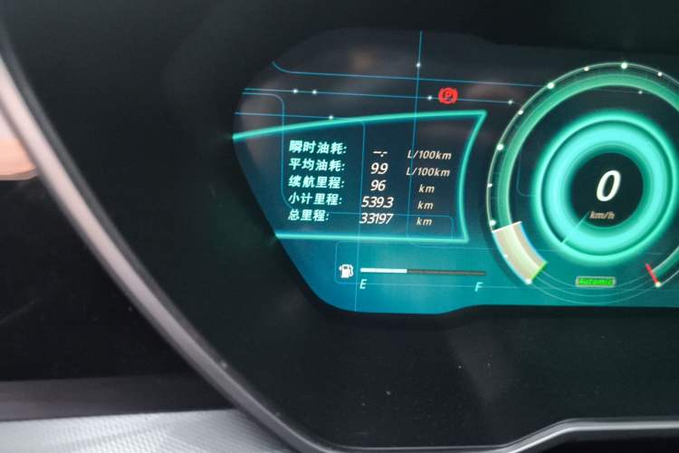 Used Zotye T700 2017 1.8T Dual-Clutch Prestige New Year Edition Odometer Close Up