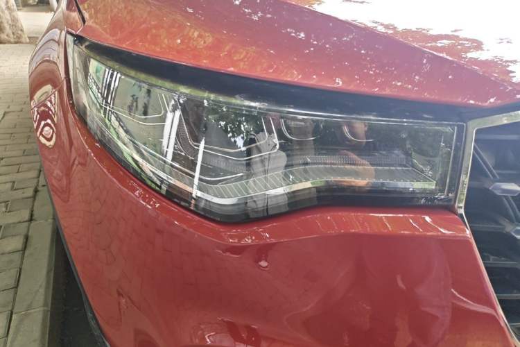 Used Zotye T700 2017 1.8T Dual-Clutch Flagship Model Right Front Headlight