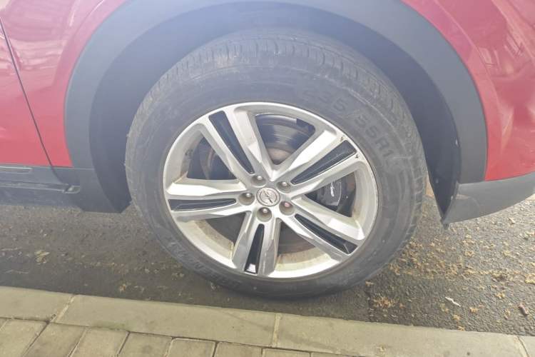 Used Zotye T700 2017 1.8T Dual-Clutch Flagship Model Right Front Wheel Hub