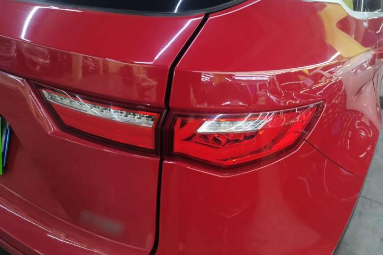 Used Zotye T700 2017 1.8T Dual-Clutch Prestige Model Right Rear Taillight