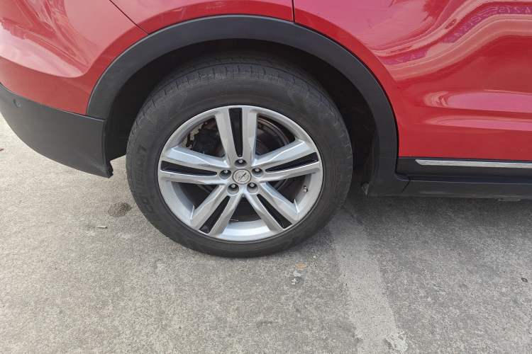 Used Zotye T700 2017 1.8T Dual-Clutch Flagship Model Right Rear Wheel Hub