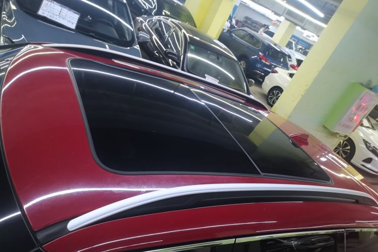 Used Zotye T700 2017 1.8T Dual-Clutch Prestige Model Roof