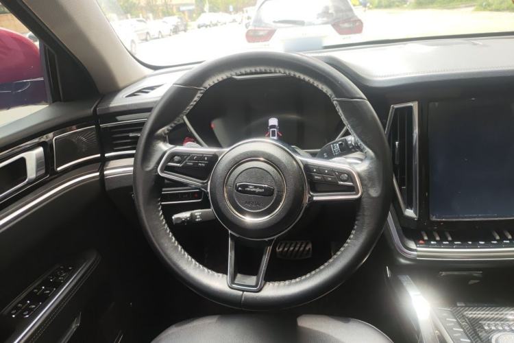 Used Zotye T700 2017 1.8T Dual-Clutch Luxury Model Steering Wheel