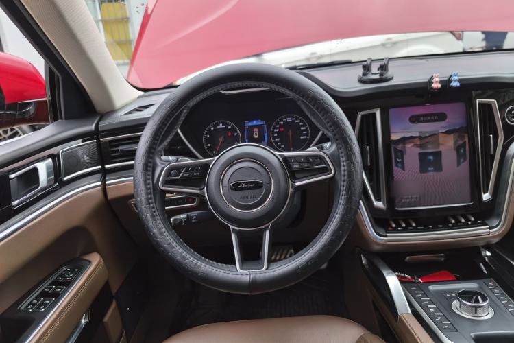 Used Zotye T700 2017 1.8T Dual-Clutch Luxury Model Steering Wheel