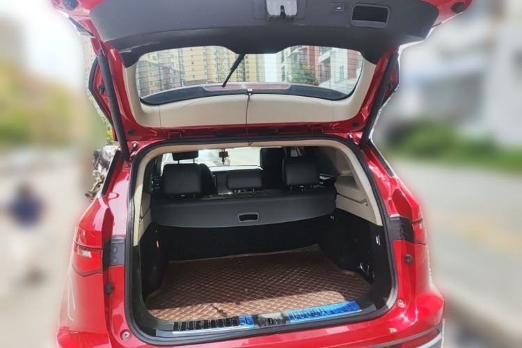 Used Zotye T700 2017 1.8T Dual-Clutch Luxury Model Trunk