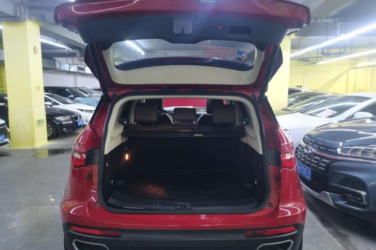 Used Zotye T700 2017 1.8T Dual-Clutch Prestige Model Trunk
