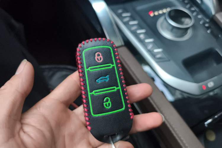 Used Zotye T700 2017 1.8T Dual-Clutch Prestige New Year Edition Vehicle Key