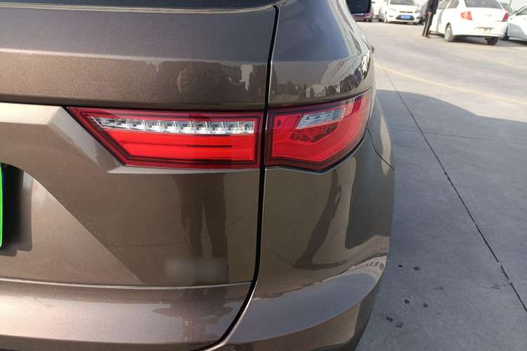 Used Zotye T700 2017 1.8T Dual-Clutch Prestige Model Right Rear Taillight