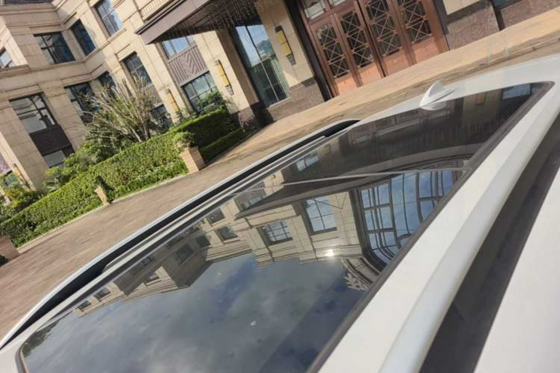 Used Zotye T700 2017 1.8T Dual-Clutch Prestige Model Roof