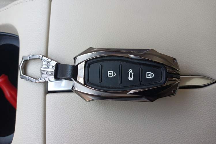Used Zotye T700 2017 1.8T Dual-Clutch Prestige Model Vehicle Key