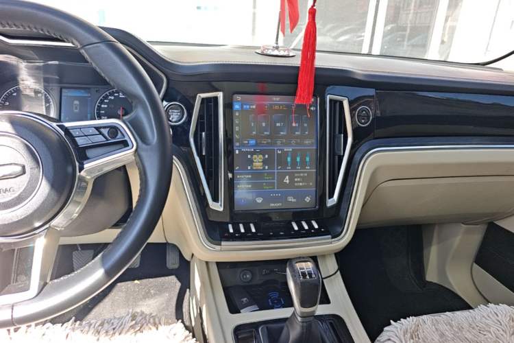 Used Zotye T700 2017 1.8T Manual Luxury Model Audio And AC Panel