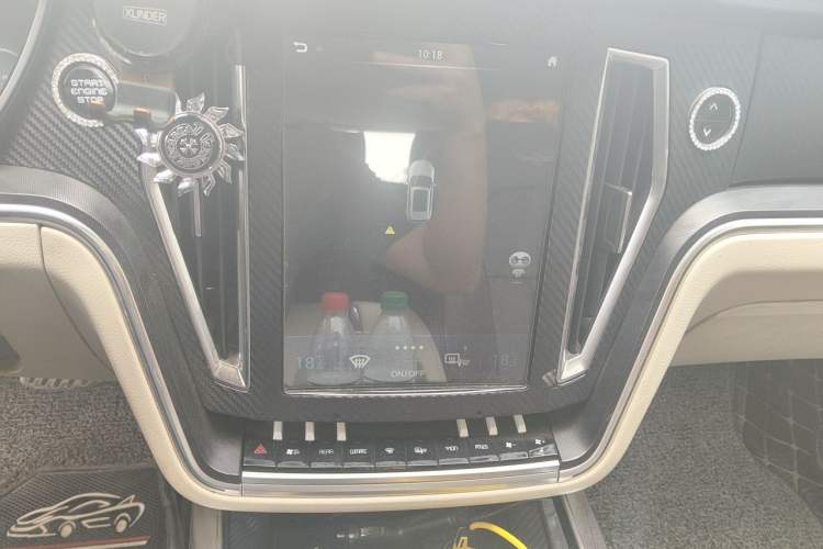 Used Zotye T700 2017 1.8T Dual-Clutch Prestige Model Audio And AC Panel