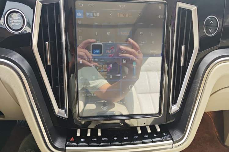 Used Zotye T700 2017 1.8T Dual-Clutch Prestige Model Audio And AC Panel