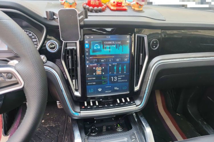 Used Zotye T700 2017 1.8T Dual-Clutch Luxury Model Audio And AC Panel