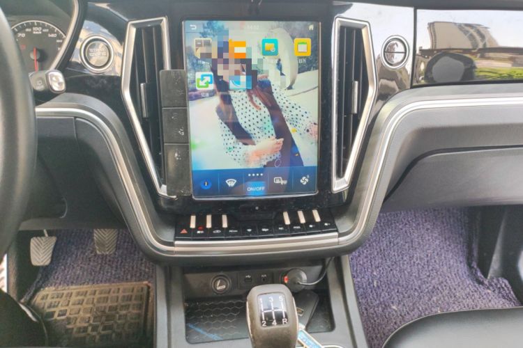 Used Zotye T700 2017 1.8T Manual Luxury Model Audio And AC Panel