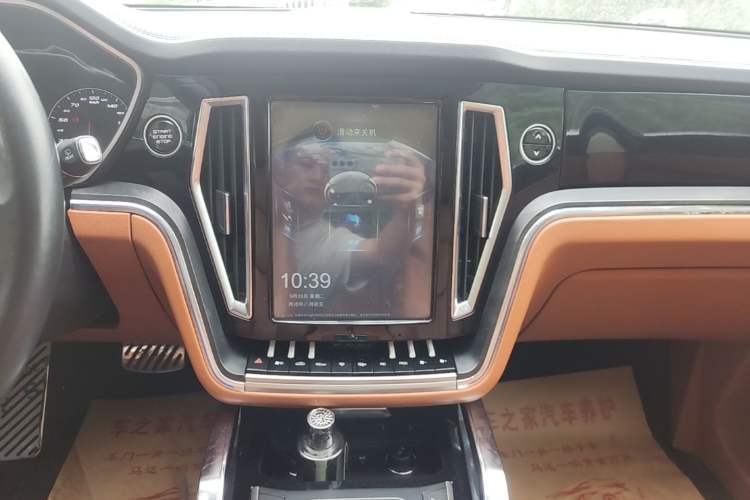 Used Zotye T700 2017 1.8T Dual-Clutch Luxury Model Audio And AC Panel