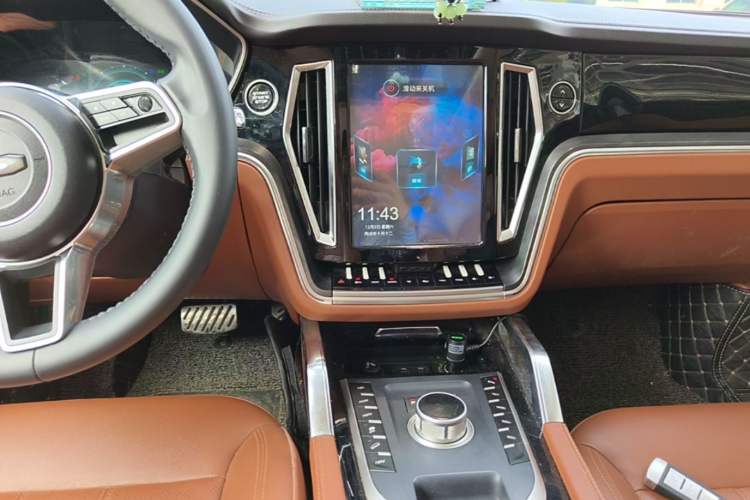 Used Zotye T700 2017 1.8T Dual-Clutch Prestige Model Audio And AC Panel