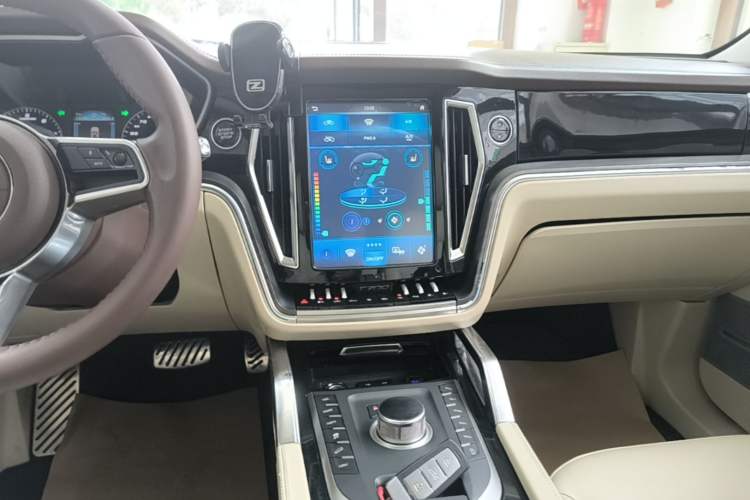 Used Zotye T700 2017 1.8T Dual-Clutch Luxury Model Audio And AC Panel