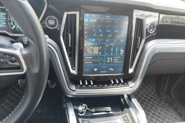 Used Zotye T700 2017 1.8T Dual-Clutch Luxury Model Audio And AC Panel
