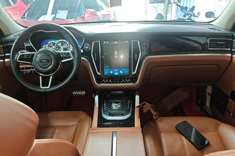 Used Zotye T700 2017 1.8T Dual-Clutch Flagship Model Center Console