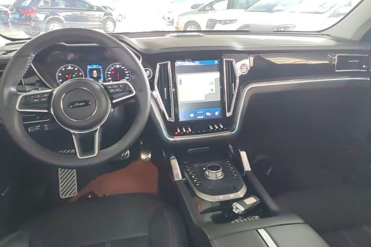 Used Zotye T700 2017 1.8T Dual-Clutch Luxury Model Center Console