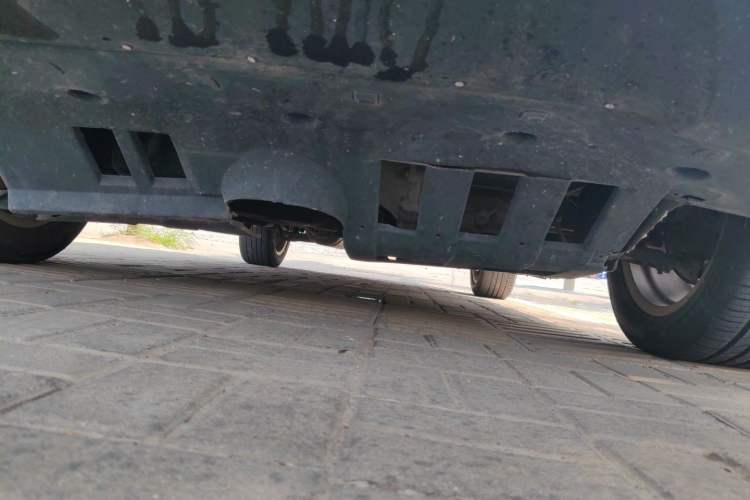 Used Zotye T700 2017 1.8T Dual-Clutch Luxury Model Chassis Front