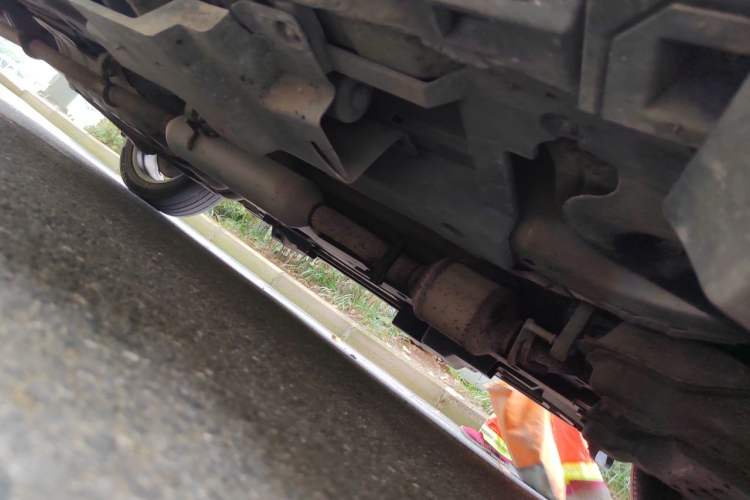 Used Zotye T700 2017 1.8T Dual-Clutch Prestige Model Chassis Front Right