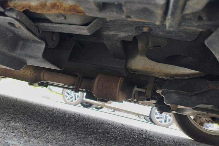 Used Zotye T700 2017 1.8T Dual-Clutch Prestige Model Chassis Front Right