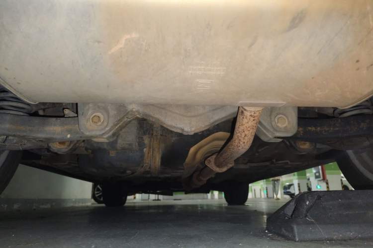 Used Zotye T700 2017 1.8T Dual-Clutch Luxury Model Chassis Rear