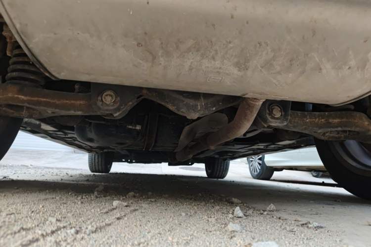 Used Zotye T700 2017 1.8T Dual-Clutch Luxury Model Chassis Rear