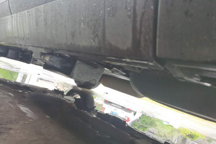 Used Zotye T700 2017 1.8T Dual-Clutch Prestige Model Chassis Rear Left