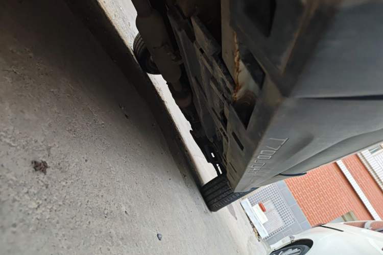 Used Zotye T700 2017 1.8T Dual-Clutch Luxury Model Chassis Rear Left