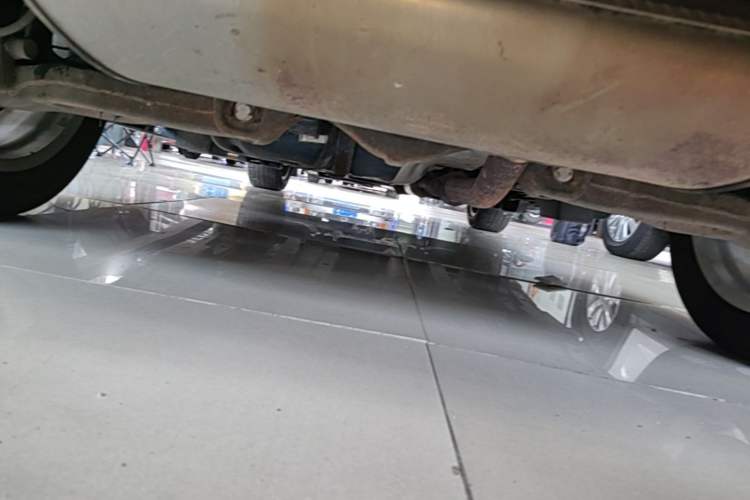Used Zotye T700 2017 1.8T Dual-Clutch Prestige Model Chassis Rear