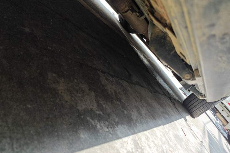 Used Zotye T700 2017 1.8T Dual-Clutch Flagship Model Chassis Rear Right