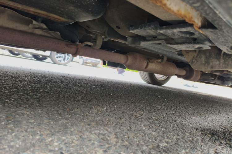Used Zotye T700 2017 1.8T Dual-Clutch Prestige Model Chassis Rear Right