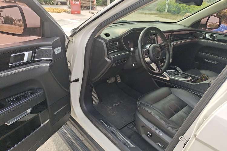 Used Zotye T700 2017 1.8T Dual-Clutch Flagship Model Driver Seat