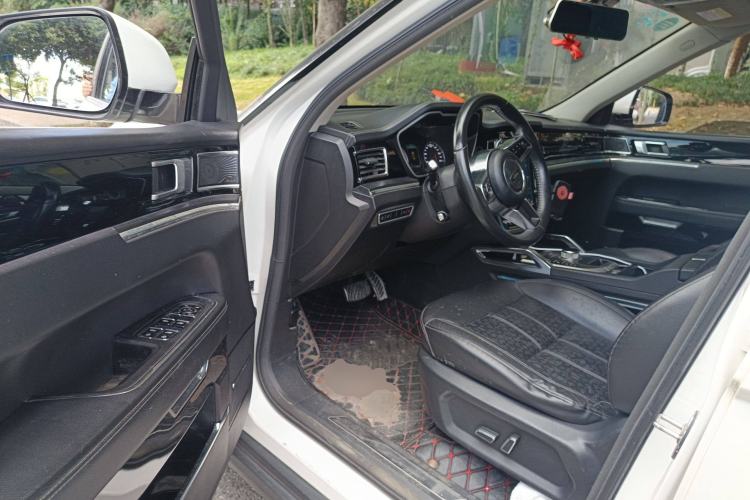 Used Zotye T700 2017 1.8T Dual-Clutch Luxury Model Driver Seat