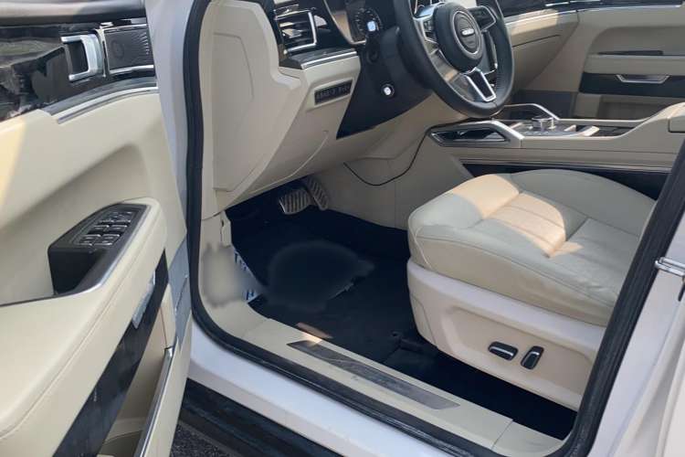 Used Zotye T700 2017 1.8T Dual-Clutch Luxury Model Driver Seat