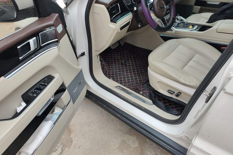 Used Zotye T700 2017 1.8T Dual-Clutch Luxury Model Driver Seat