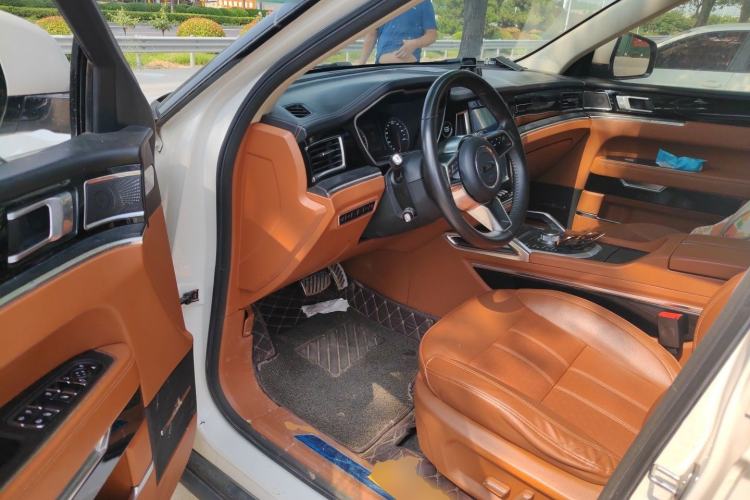 Used Zotye T700 2017 1.8T Dual-Clutch Luxury Model Driver Seat
