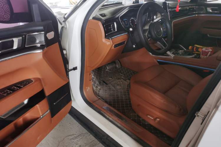 Used Zotye T700 2017 1.8T Dual-Clutch Luxury Model Driver Seat