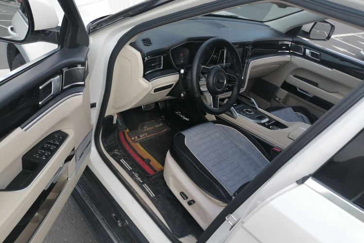 Used Zotye T700 2017 1.8T Dual-Clutch Prestige Model Driver Seat