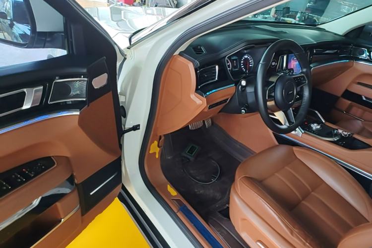 Used Zotye T700 2017 1.8T Dual-Clutch Luxury Model Driver Seat