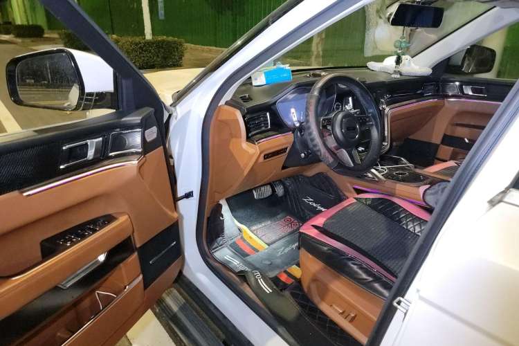 Used Zotye T700 2017 1.8T Dual-Clutch Luxury Model Driver Seat