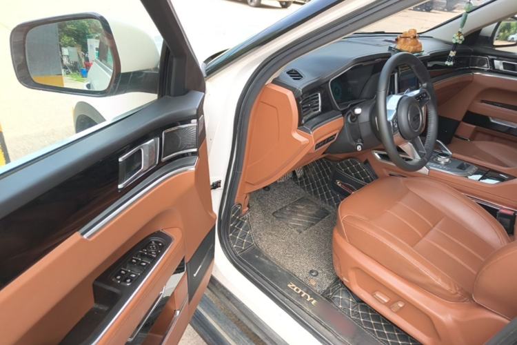 Used Zotye T700 2017 1.8T Dual-Clutch Prestige Model Driver Seat